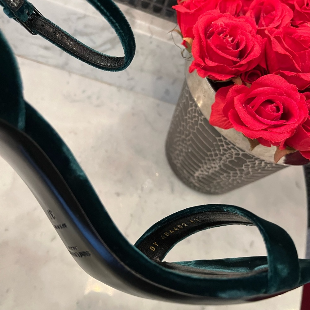 Authentic Saint Laurent heels - Picture 4 of 16